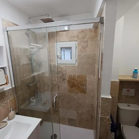 Apartment T3 Cosy Climatise, Intra-muros Avignon